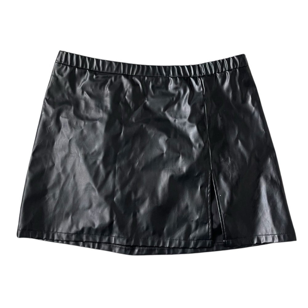 Black Faux Leather Mini Skirt Slit Grunge Fall Edgy Streetwear Going Out Skirt
